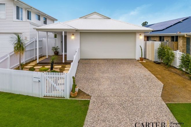 Picture of 34 Sunrise Place, HEMMANT QLD 4174