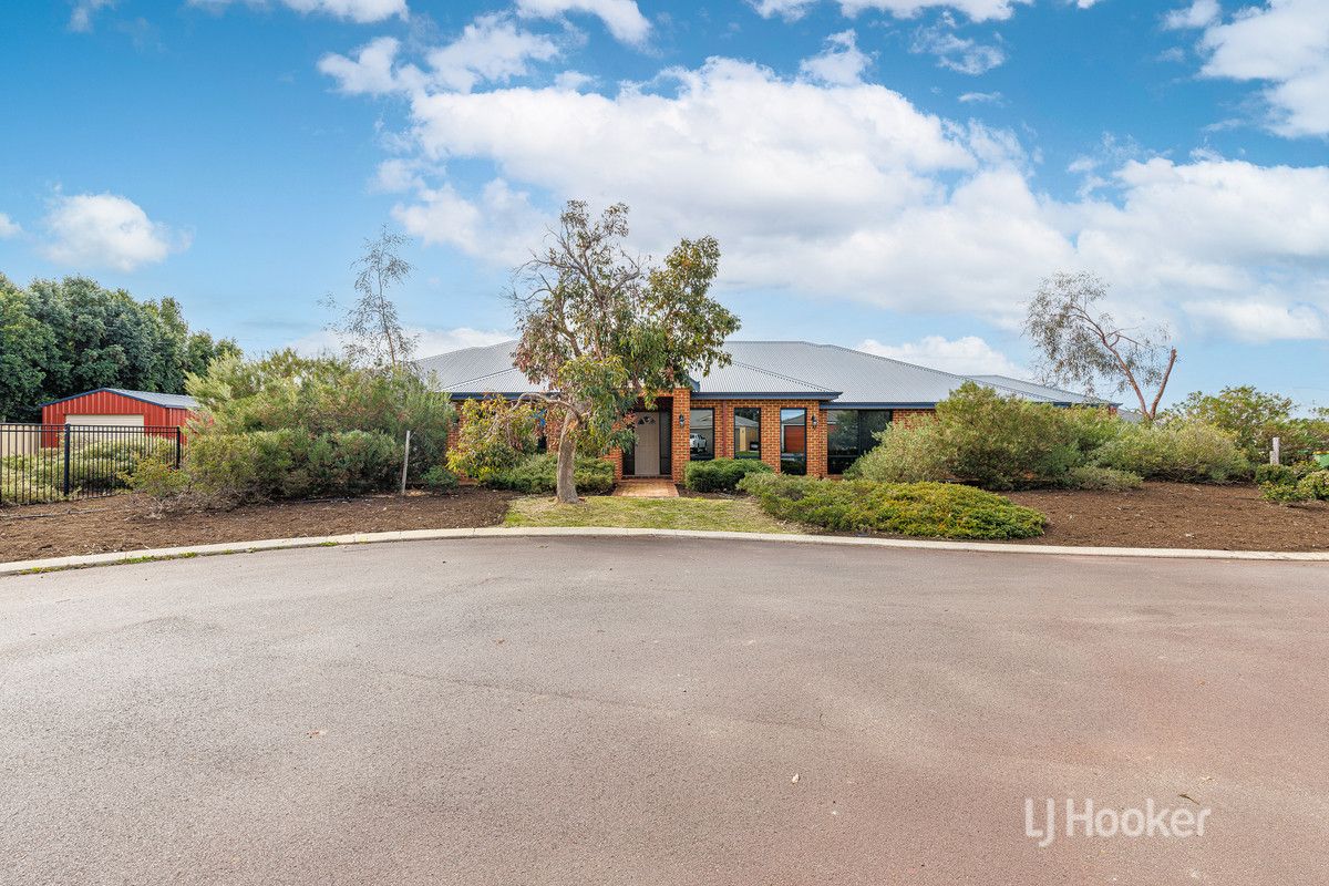 8 Clarence Crescent, Millbridge WA 6232, Image 0