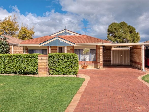 1/4 Dowling Street, Rockingham WA 6168