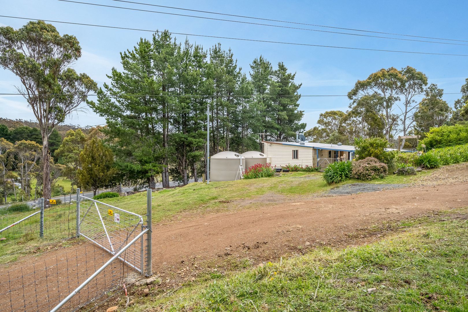 5090 Tasman Highway, Buckland TAS 7190 Domain