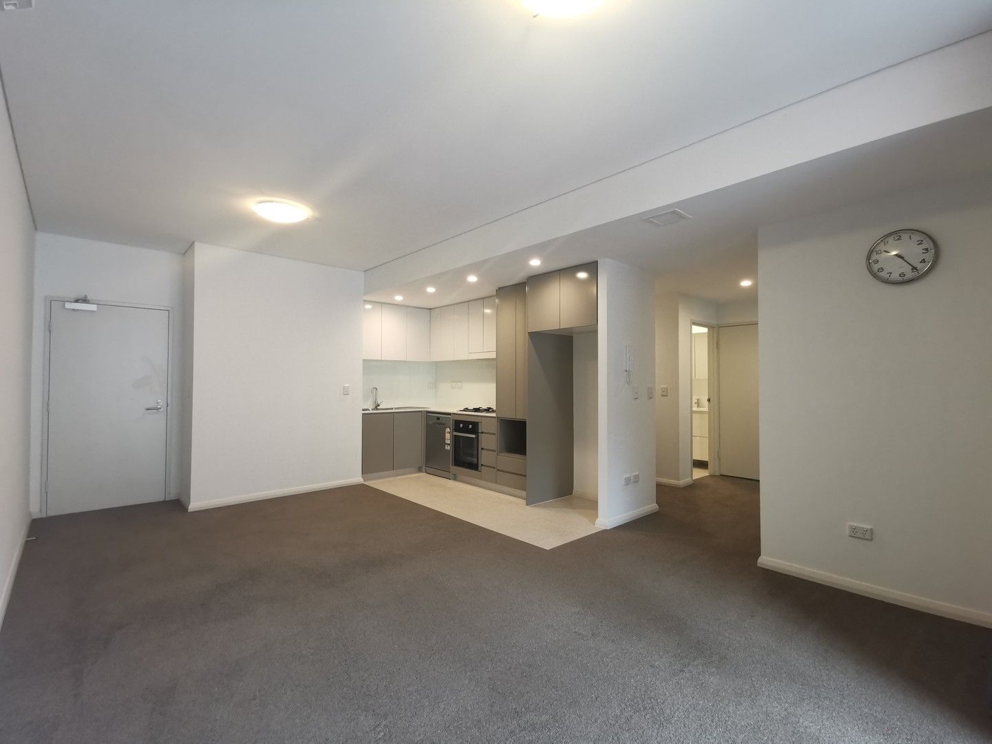 1 bedrooms Apartment / Unit / Flat in 6089/2E Porter Street RYDE NSW, 2112