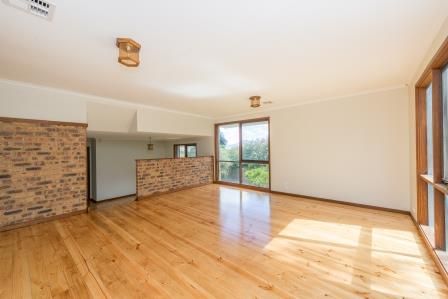 14 Cuthbertson Street, Oxley ACT 2903, Image 2