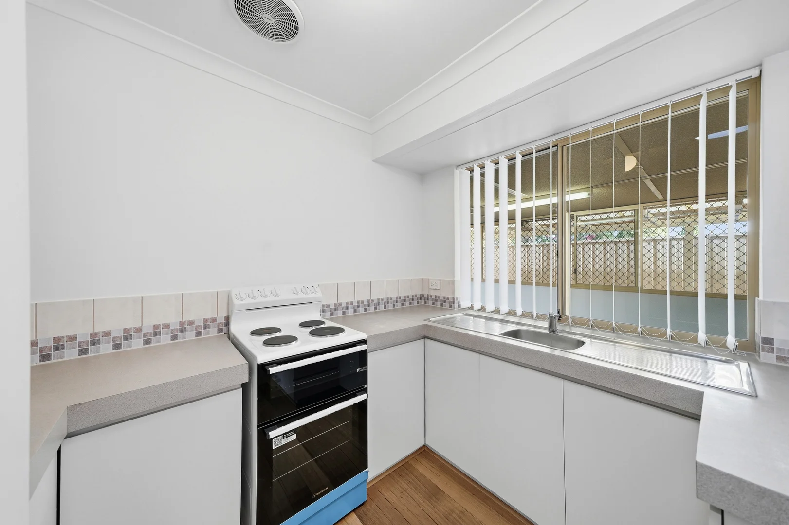 Additional image 8 of 9/12 Farnaby Lane, Beckenham WA 6107