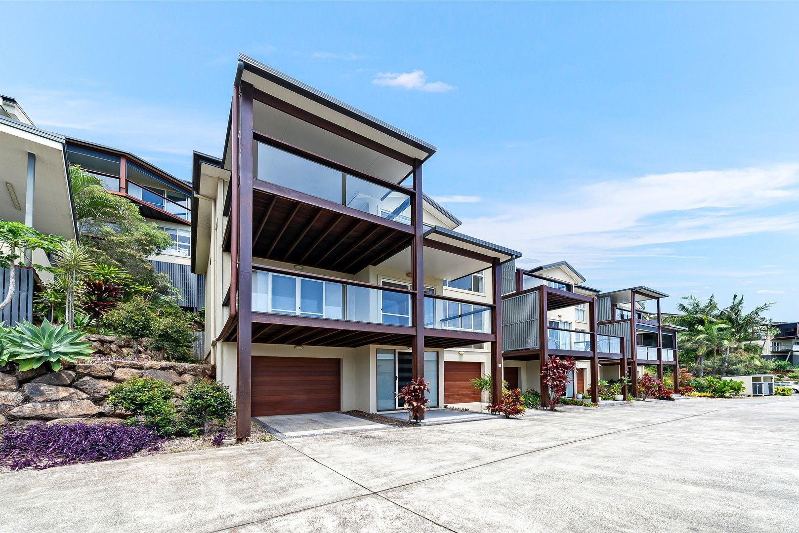 3 bedrooms House in 18/9 Fairway Drive BANORA POINT NSW, 2486