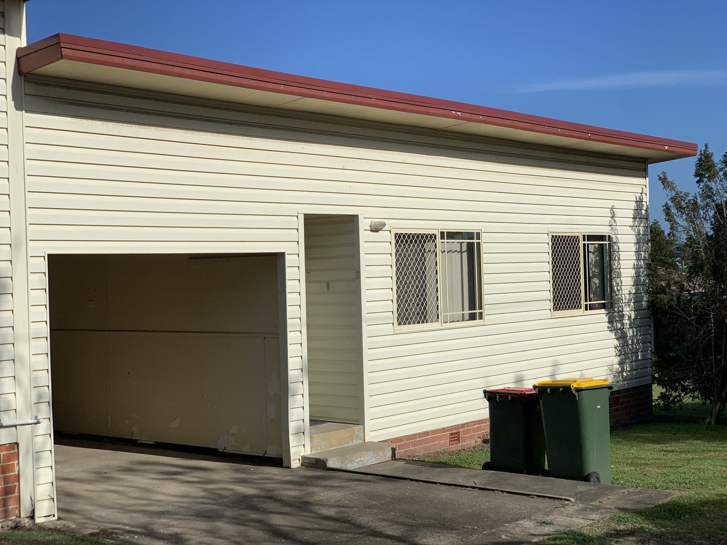 2 bedrooms Apartment / Unit / Flat in Unit 3/123 Cornwall Street TAREE NSW, 2430