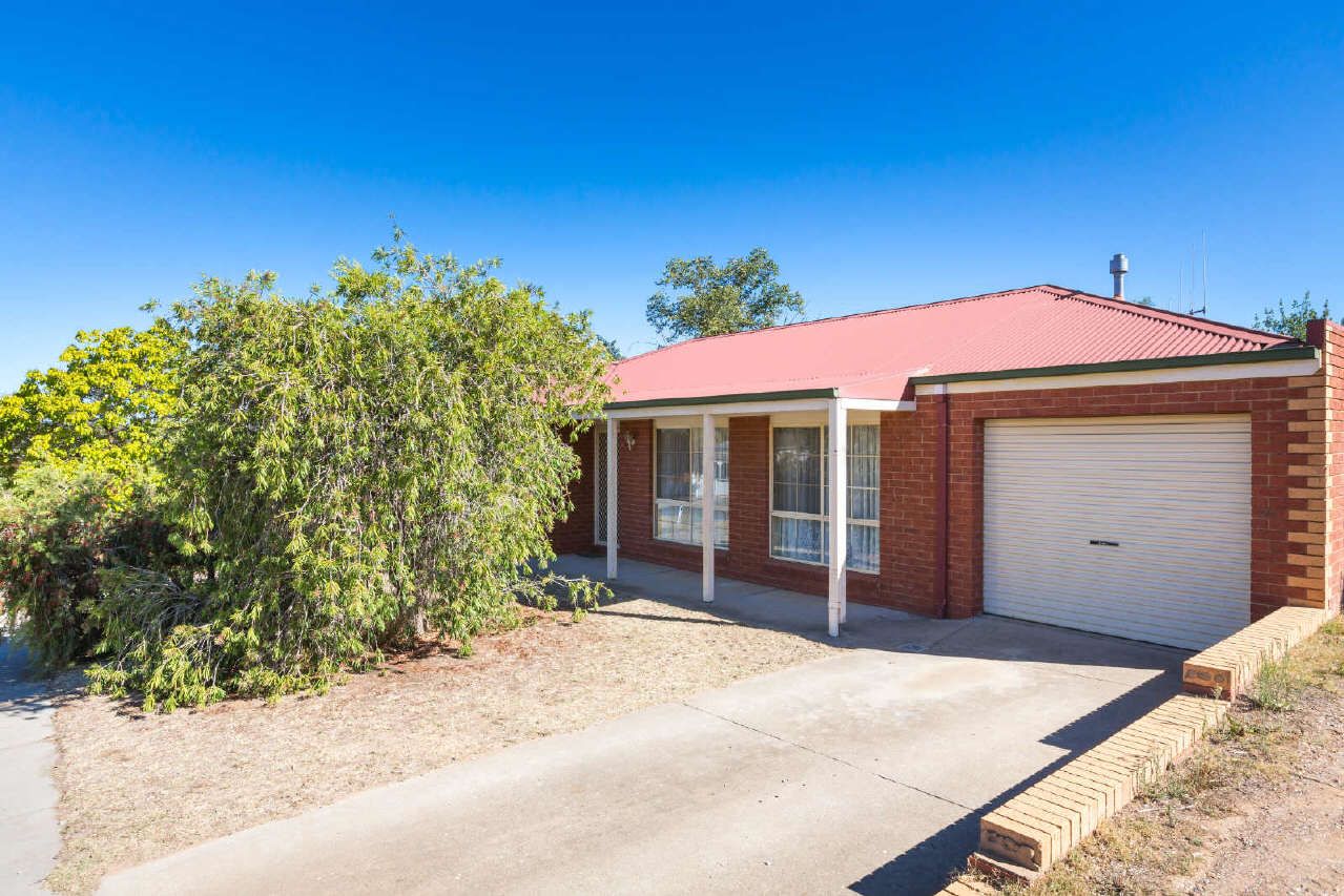 1/37 Booth Street, GOLDEN SQUARE VIC 3555, Image 0