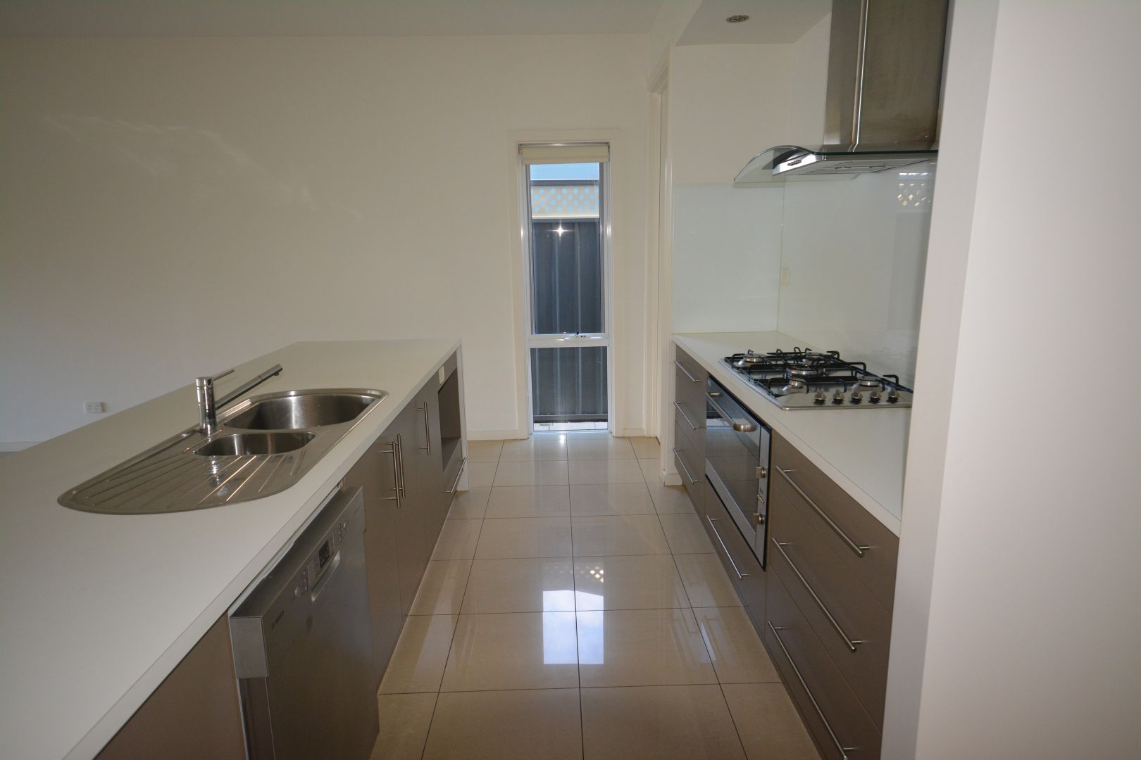 46 Roberts Street, Birkenhead SA 5015 House For Rent 700 Domain