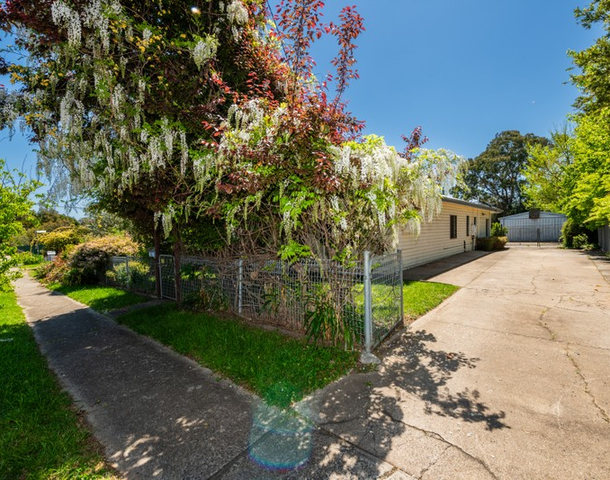 16 Kathleen Street, Queanbeyan NSW 2620