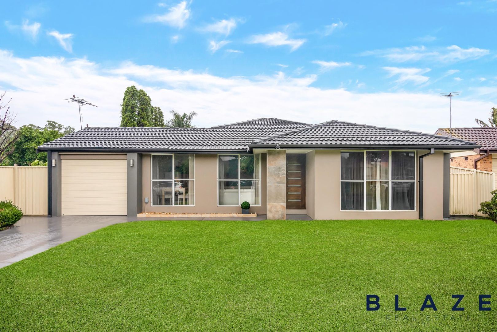 2 Walsh Close, Edensor Park NSW 2176, Image 2