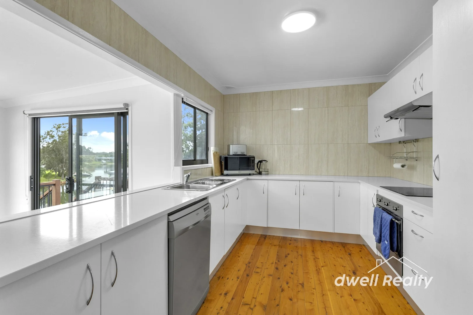 Additional image 5 of 43 SUSSEX INLET ROAD, Sussex Inlet NSW 2540