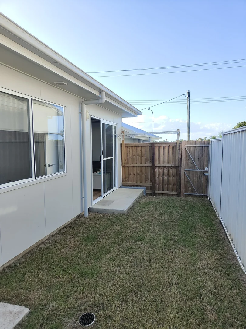 Additional image 12 of 2/633 Boat Harbour Drive, Urangan QLD 4655