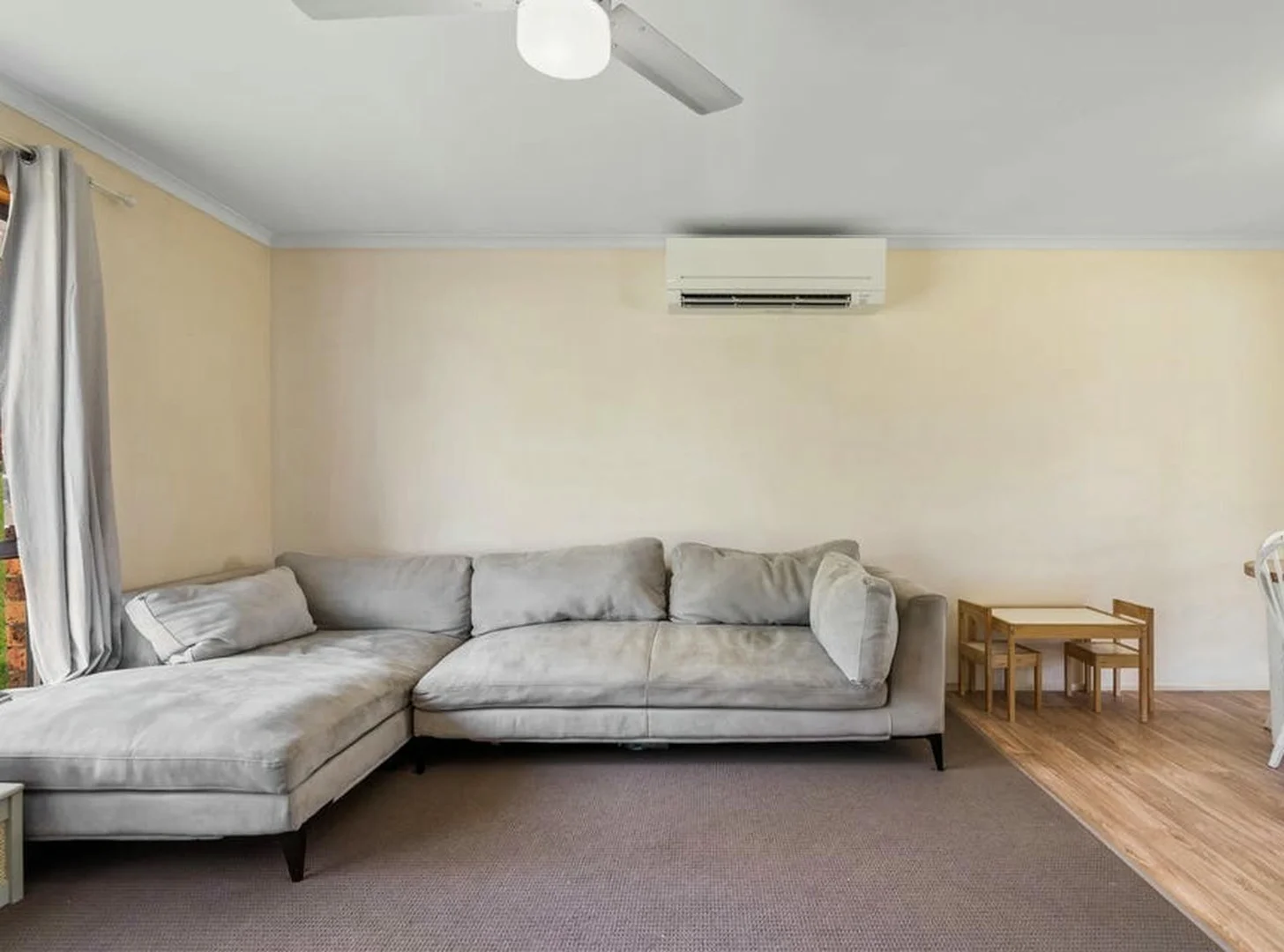 Additional image 11 of 39 Silvertop St, Hillcrest QLD 4118