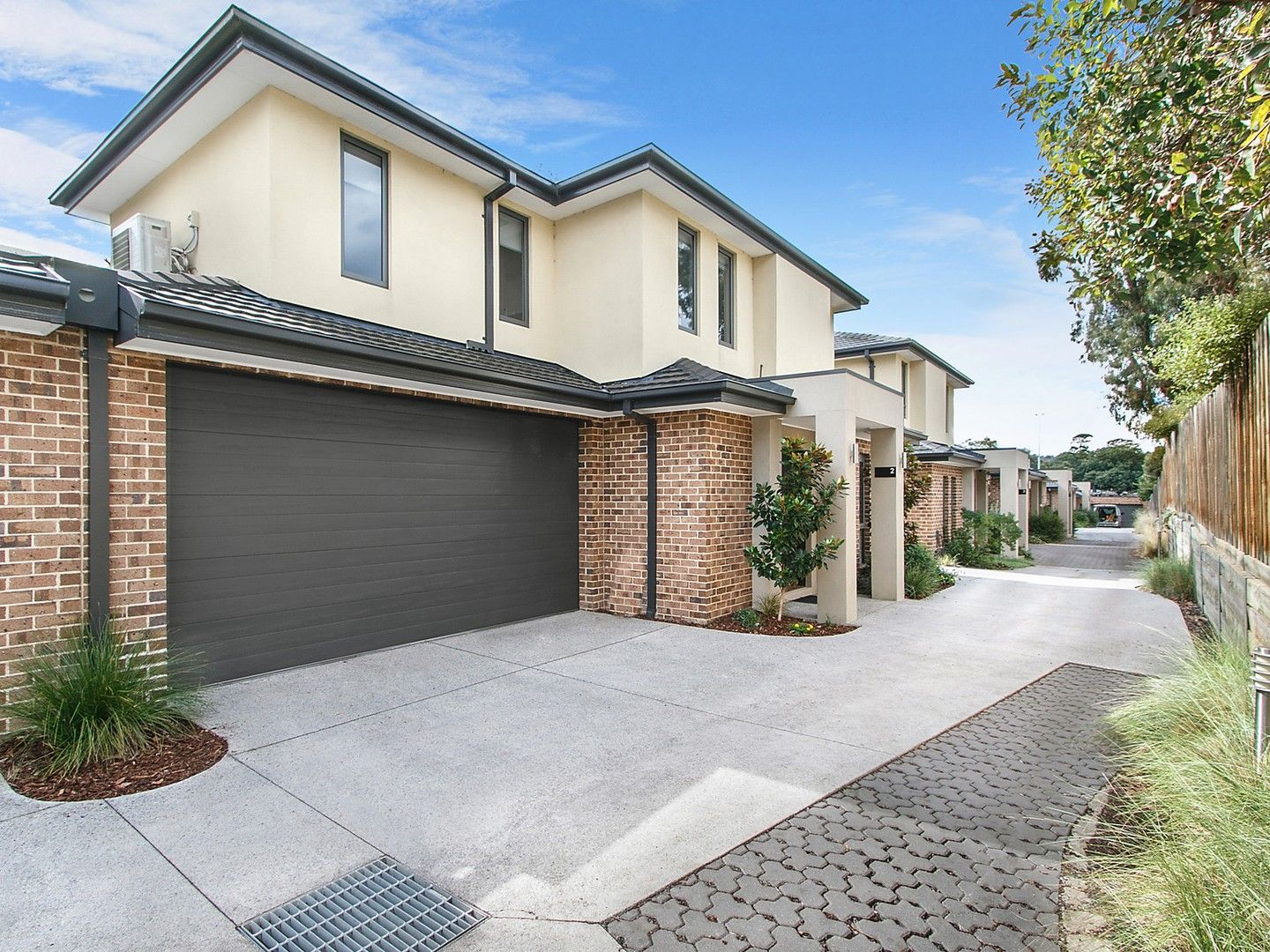 2/40 Karingal Street, Croydon North VIC 3136, Image 0