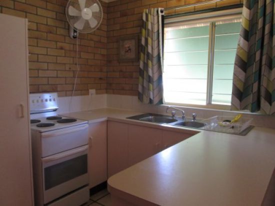 7/4-6 DOVER STREET, MOREE NSW 2400, Image 2