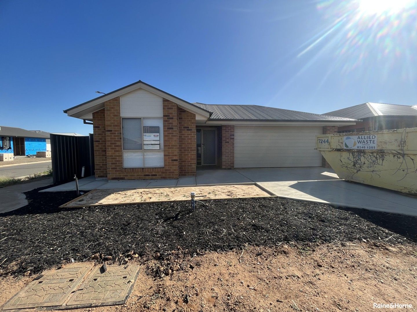 4 bedrooms House in 10 Desiree MUNNO PARA WEST SA, 5115