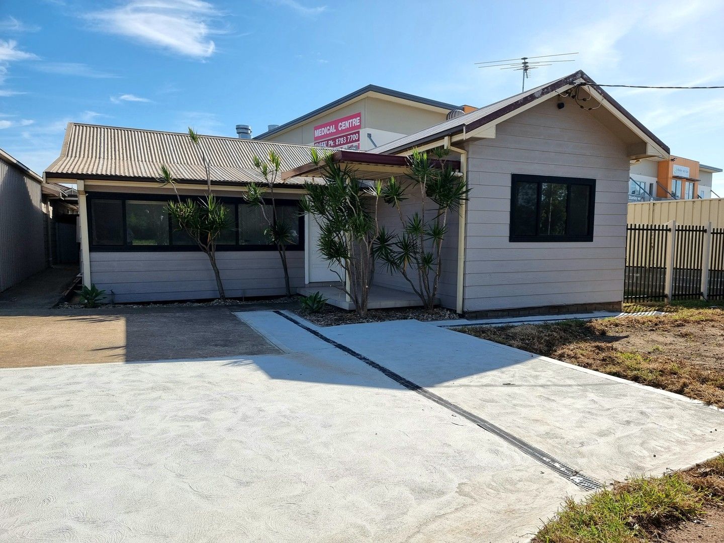 443 Hoxton Park Rd, Hoxton Park NSW 2171 House For Rent Domain