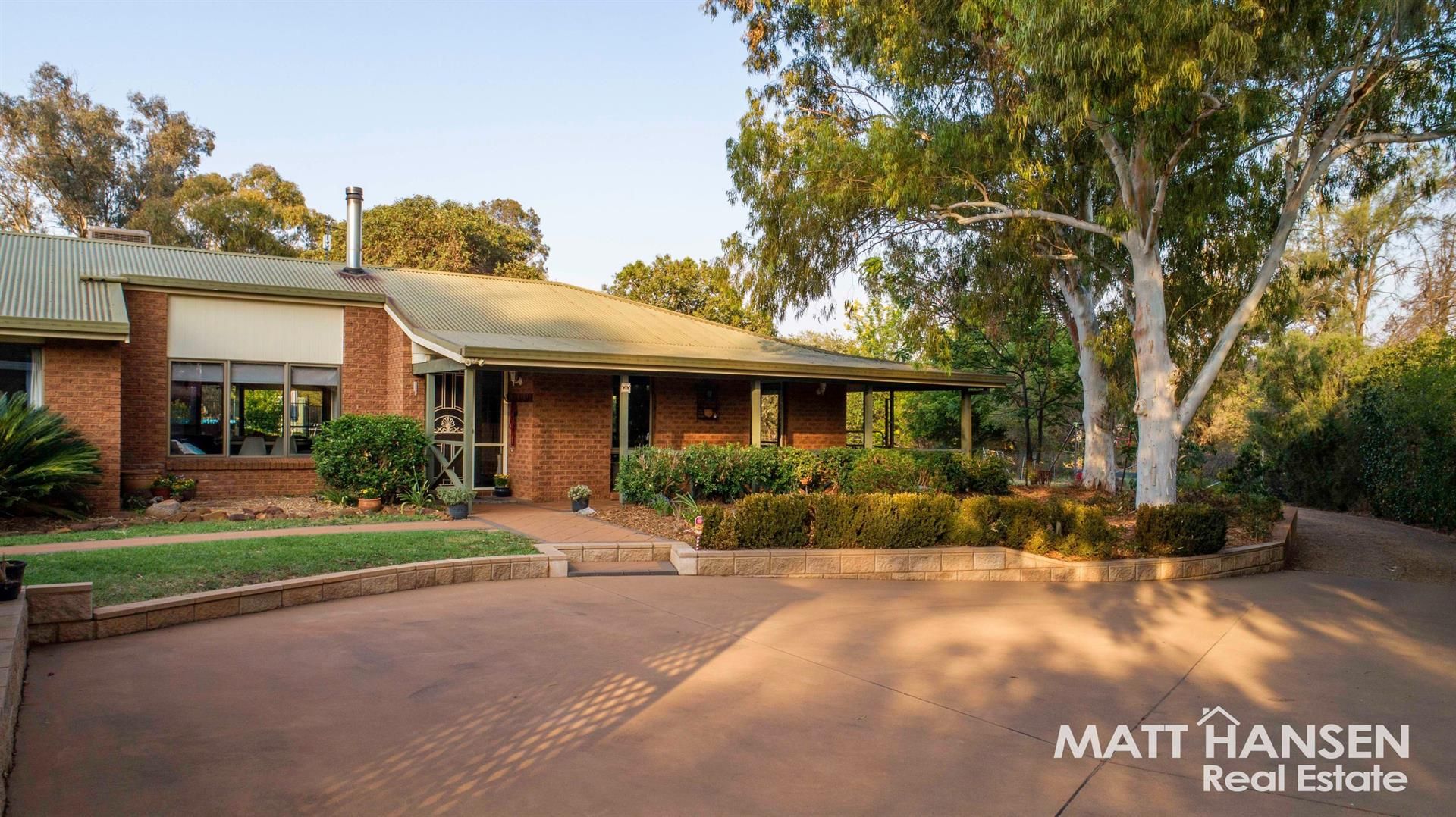 17 Pine Knoll Drive, Dubbo NSW 2830, Image 1