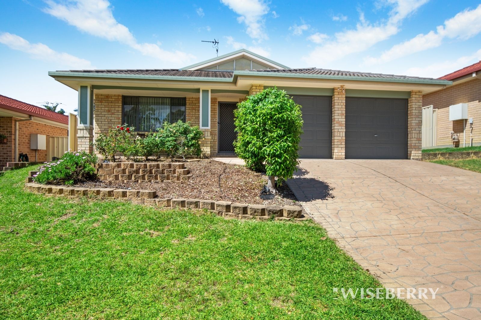 11 Bancroft Close, Blue Haven Property History & Address Research Domain