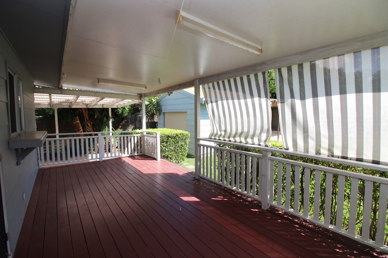 3 bedrooms House in 8 Coombe Avenue HOPE ISLAND QLD, 4212