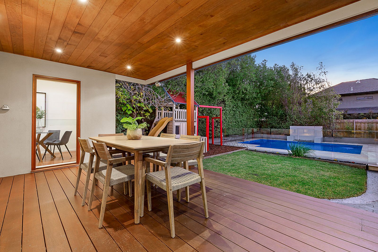 65 Cochrane Street, Brighton VIC 3186, Image 2