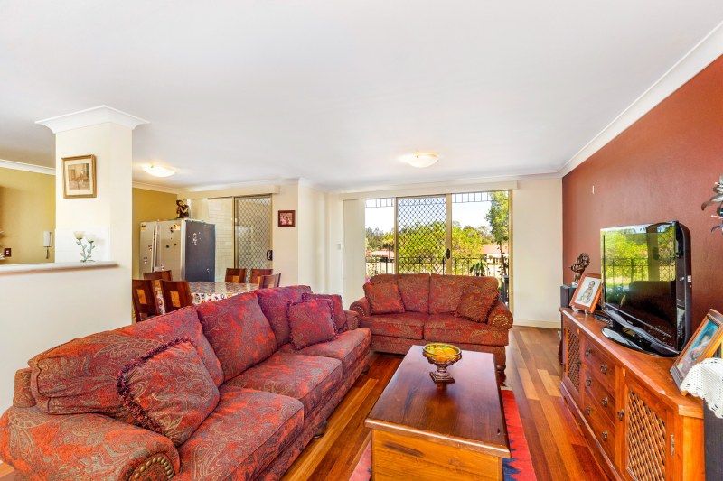 8/11 Settlers Boulevard, Liberty Grove NSW 2138, Image 1