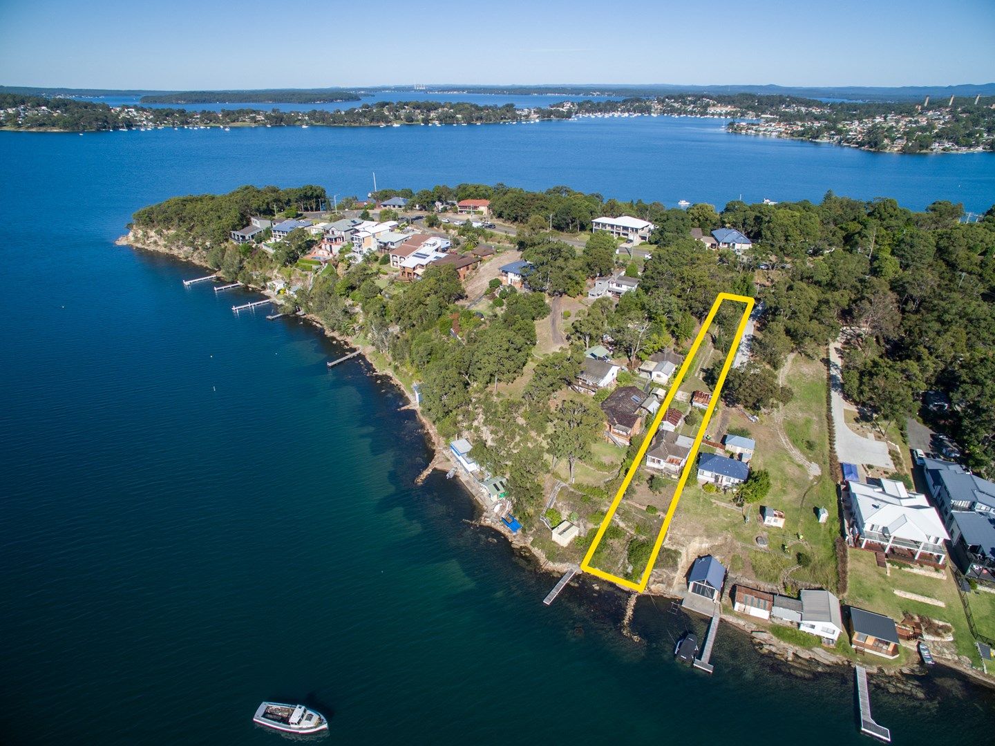 217 Fishing Point Road, Fishing Point NSW 2283, Image 0
