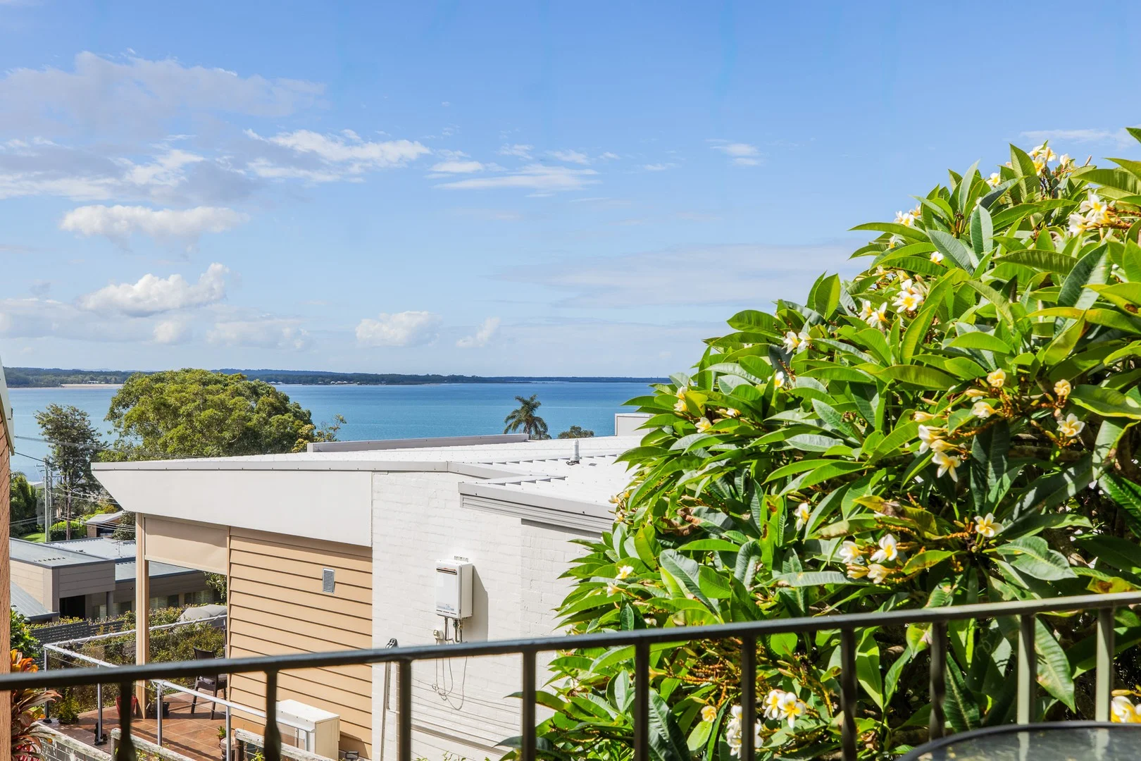 2/7 Vista Avenue, Soldiers Point NSW 2317