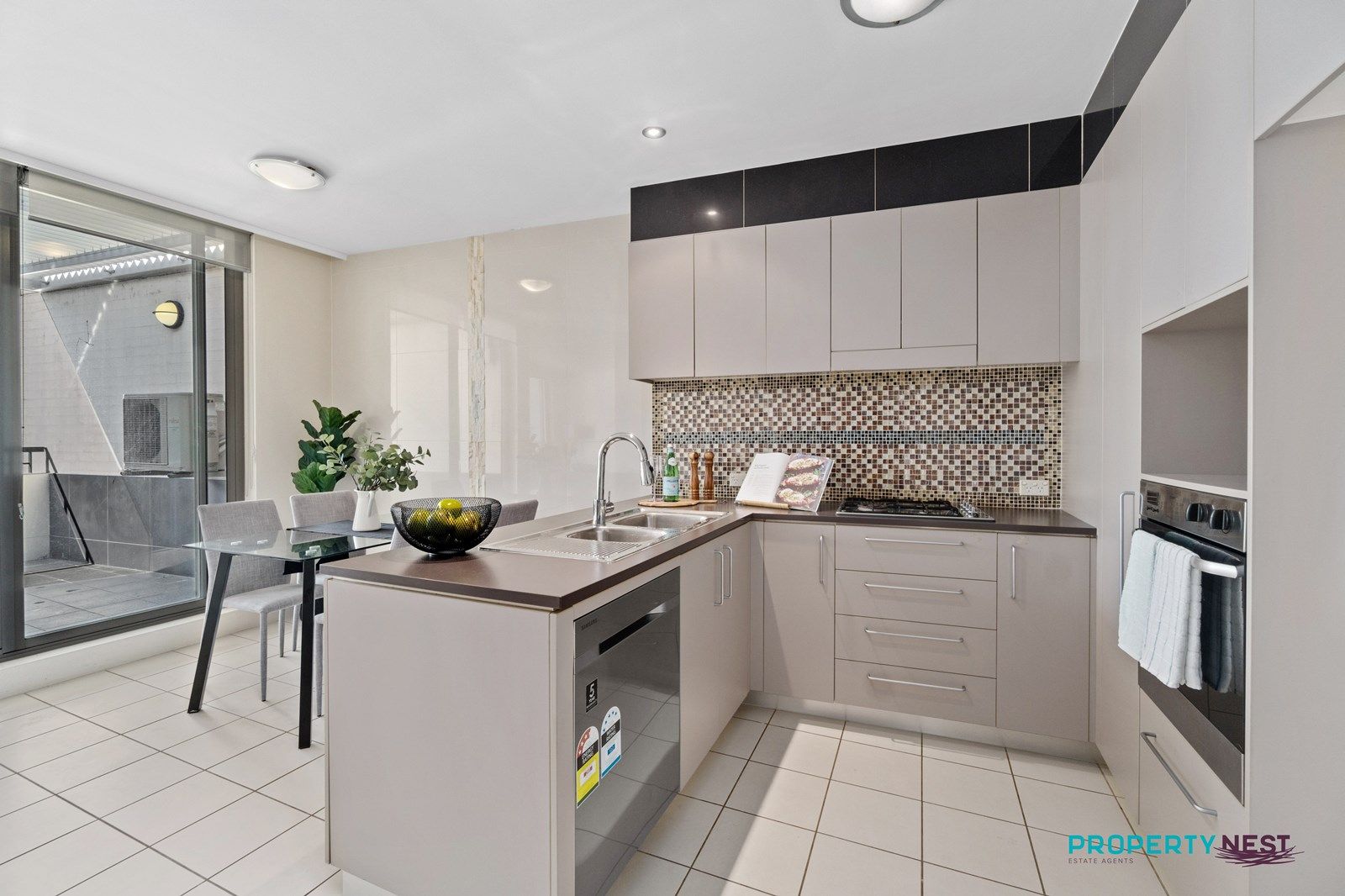 6/5 Owens Avenue, Newington NSW 2127, Image 2