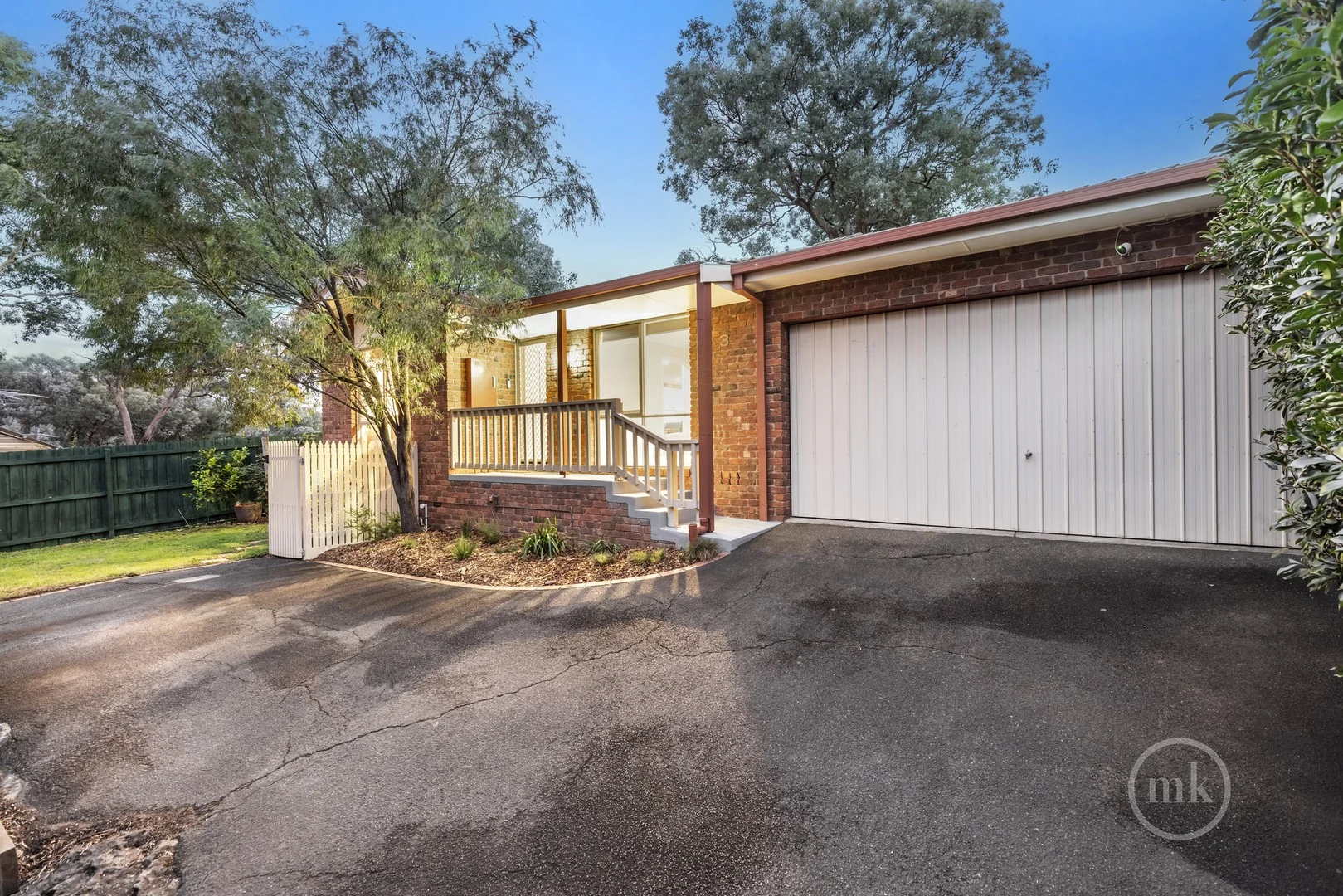 3/22 Nicholson Close, Research VIC 3095