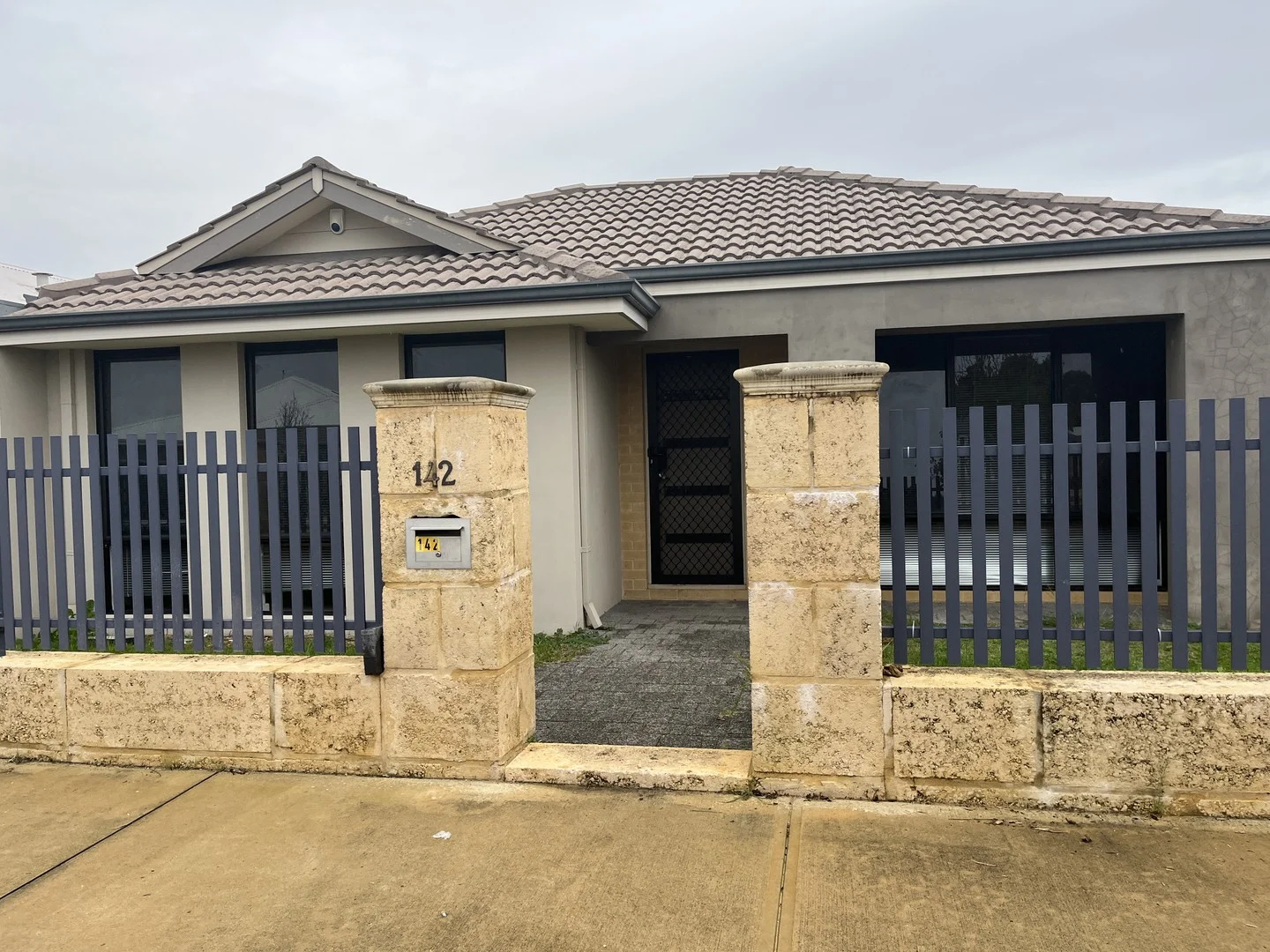 Primary image of 142 Pleasantview Parade, Baldivis WA 6171