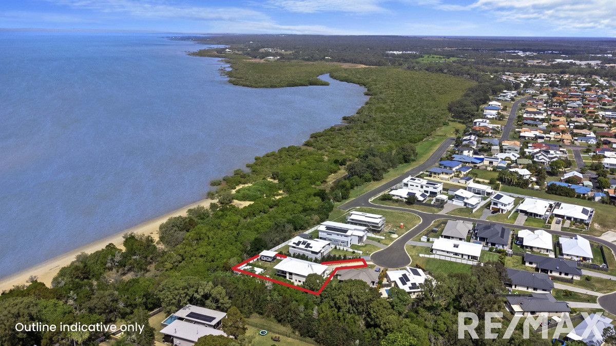 9 Oceanfront Court, Urangan QLD 4655, Image 2