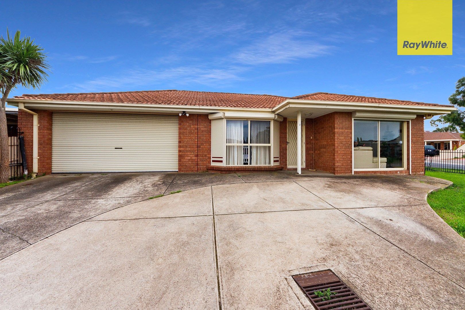 2 Fescue Place, Delahey VIC 3037, Image 0