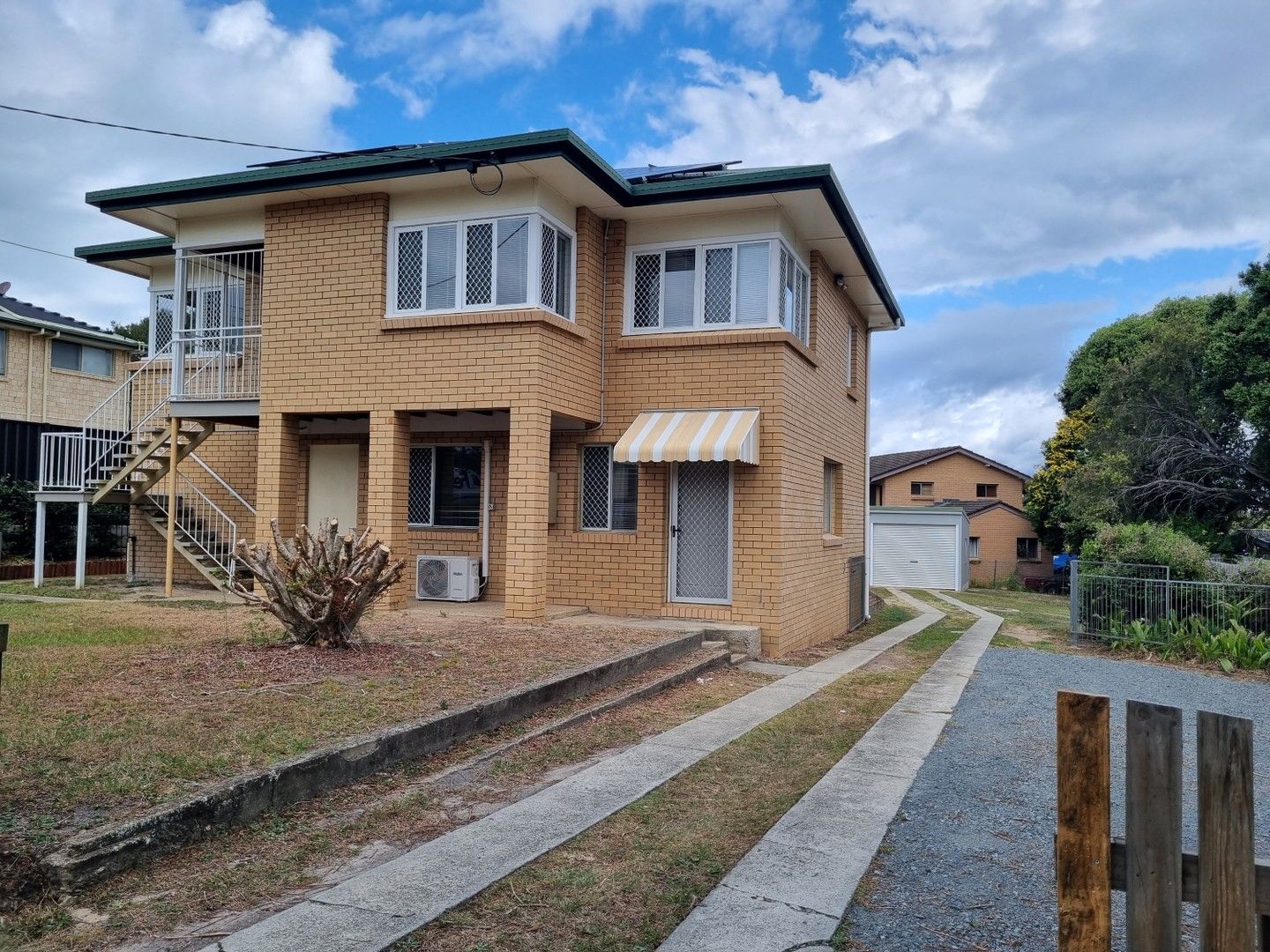 5 bedrooms House in 145a Duffield Road CLONTARF QLD, 4019