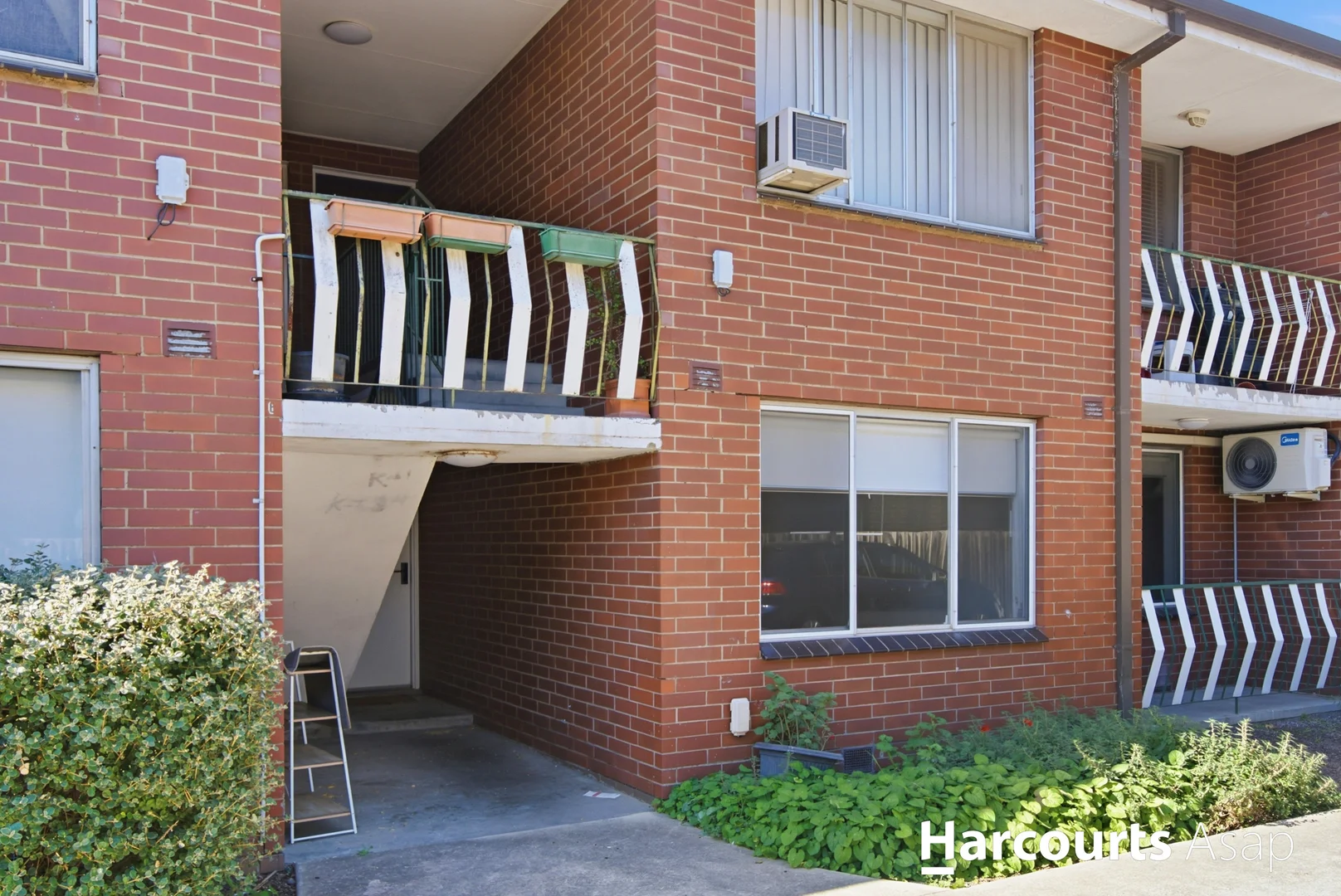 2/30 Eldridge Street, Footscray VIC 3011 - Apartment For Rent | Domain