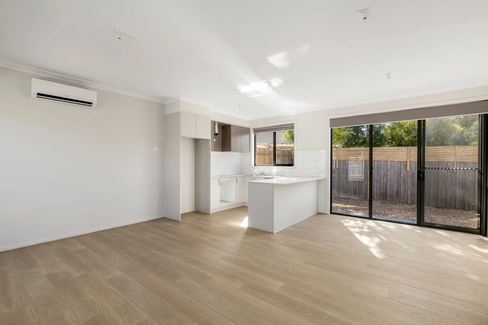 Additional image 2 of 2/131 Victoria Street, Hastings VIC 3915