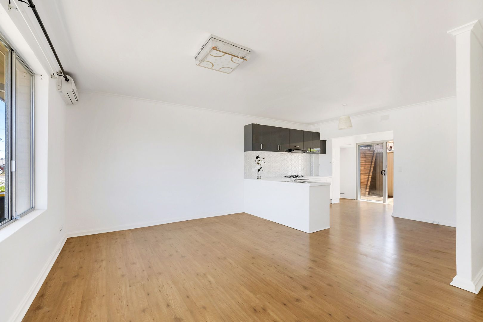 3/5 Thornber Street, Camden Park SA 5038, Image 2