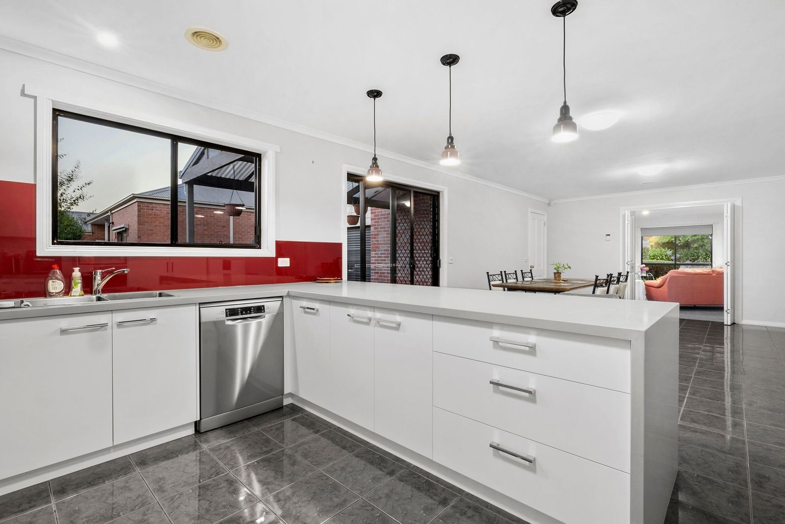 429 Tinworth Avenue, Mount Clear VIC 3350, Image 1