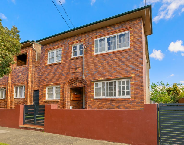 2/50 Warren Road, Marrickville NSW 2204