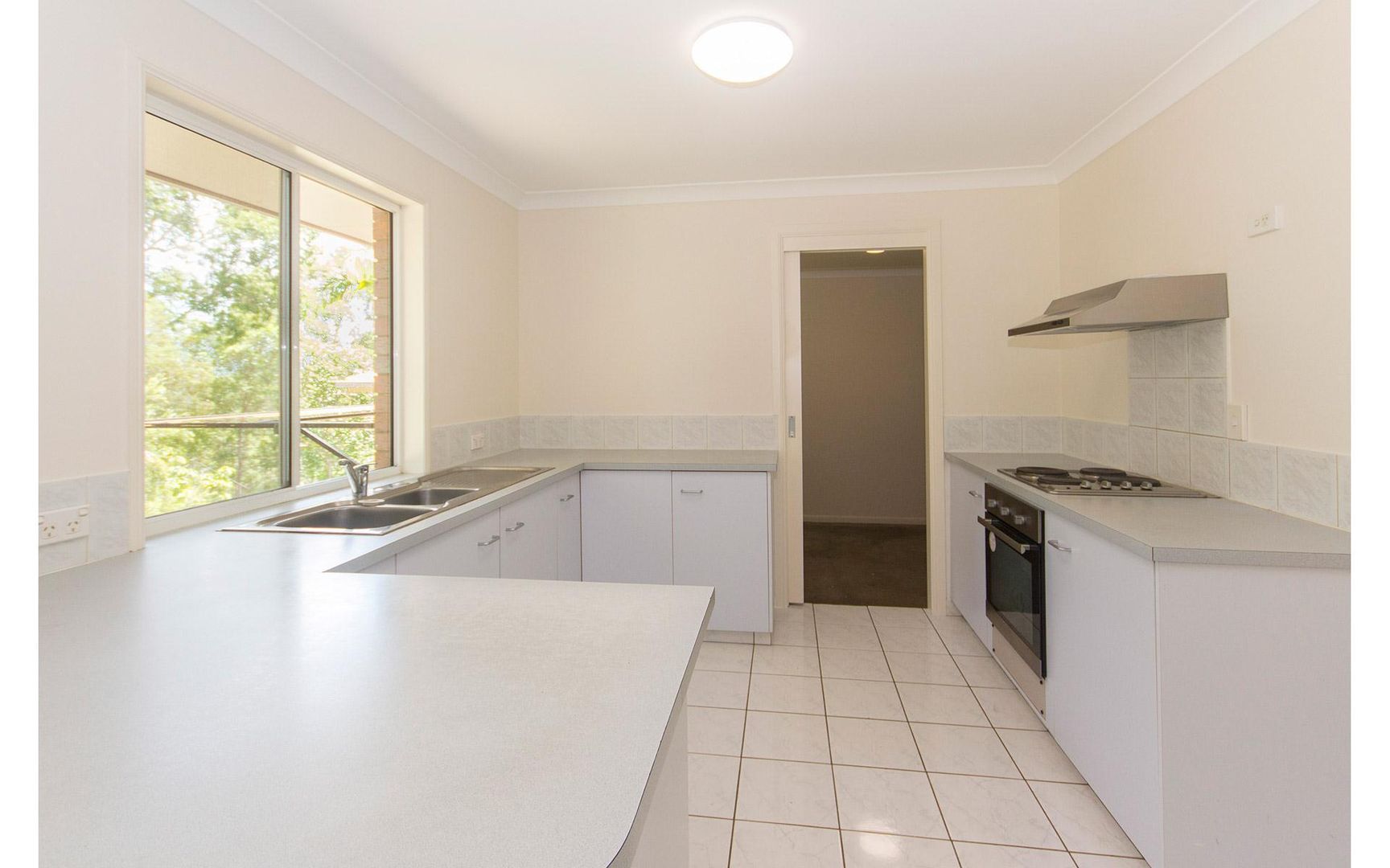 170 Alexander Drive, Highland Park QLD 4211, Image 1