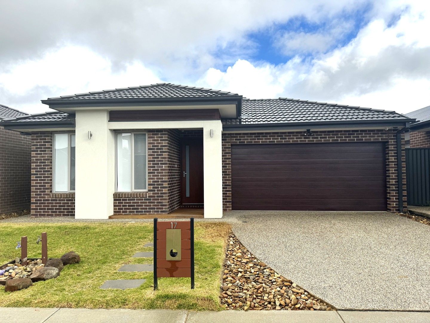 17 Timbarra Chase, Cobblebank VIC 3338, Image 0