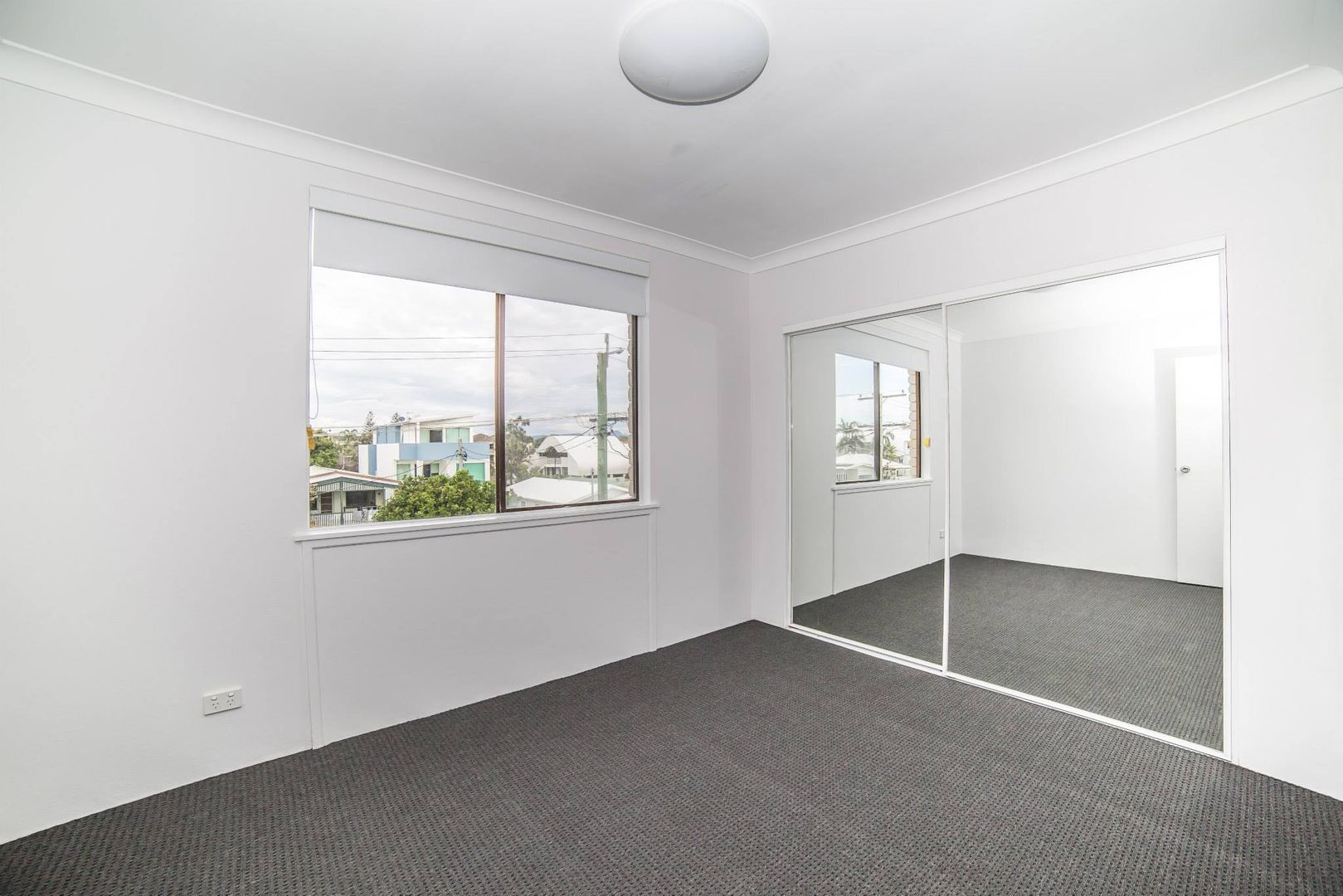 7/31 Venice Street, Mermaid Beach QLD 4218, Image 2