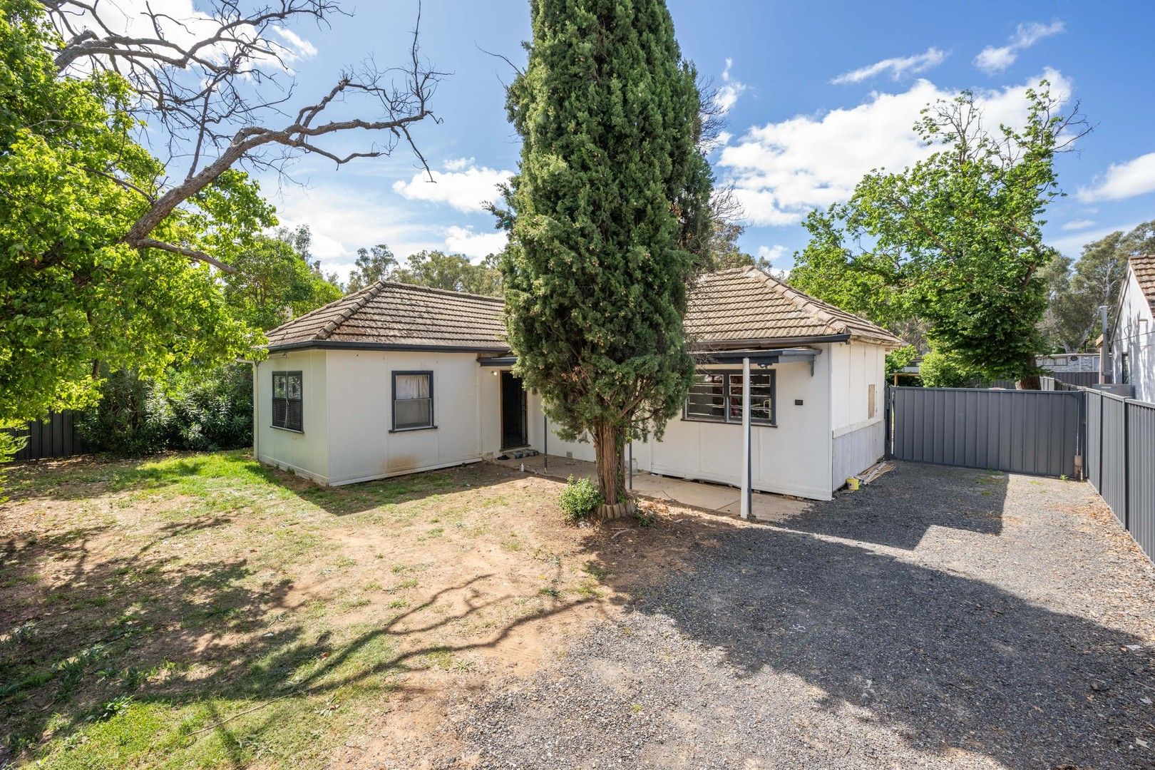 2 bedrooms House in 35 Archer Street MOOROOPNA VIC, 3629