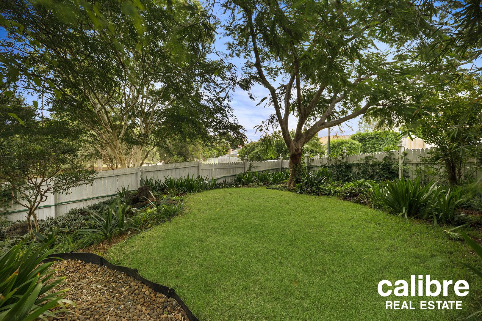 4 Tonnere Court, Eatons Hill QLD 4037, Image 1