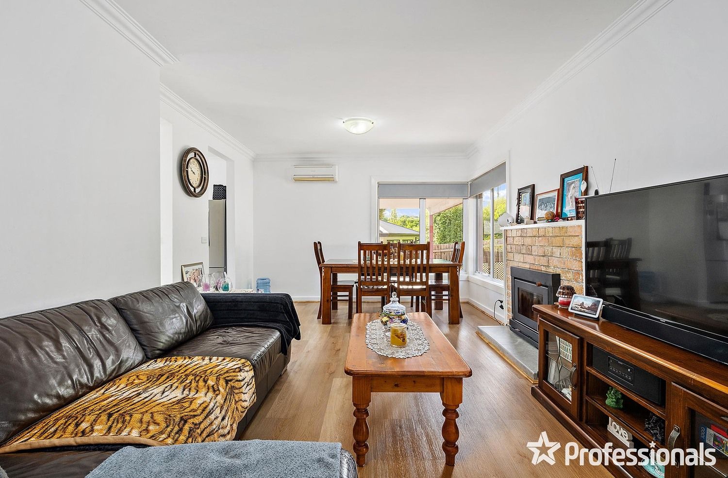 16 Mount View Parade, Mooroolbark VIC 3138, Image 1