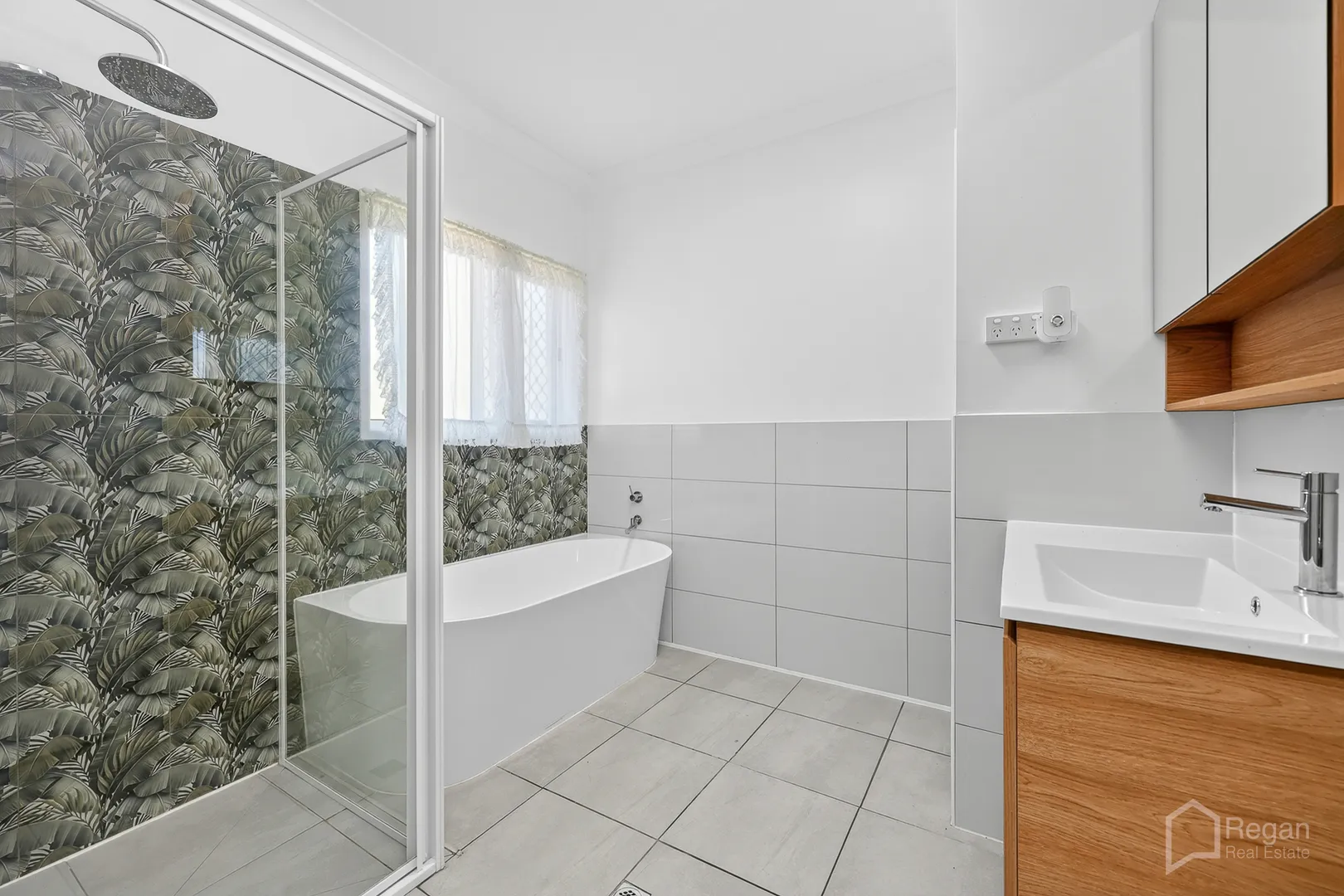 House in Emu Park - View 3