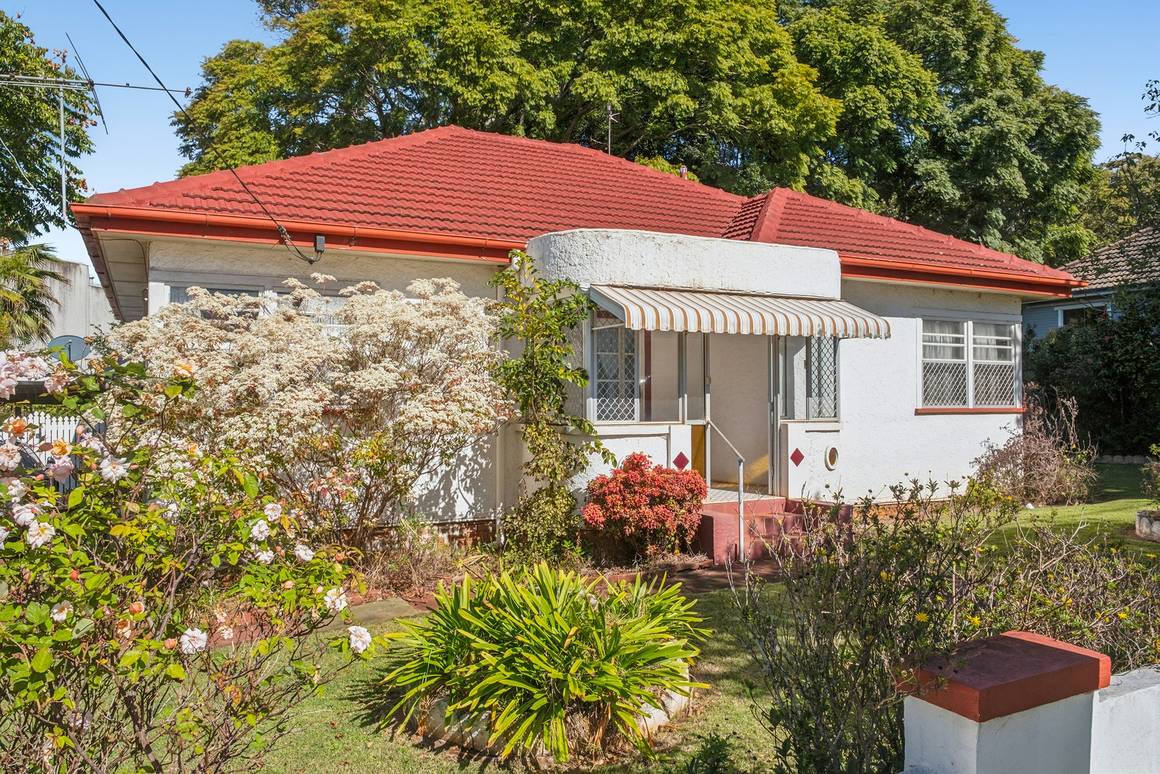 Picture of 44 Joyce Street, SOUTH TOOWOOMBA QLD 4350
