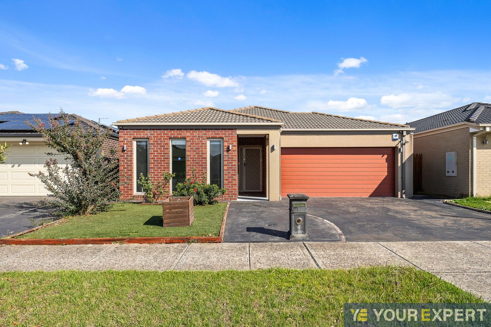 12 George Frederick Road, Cranbourne West VIC 3977 - House For Rent ...