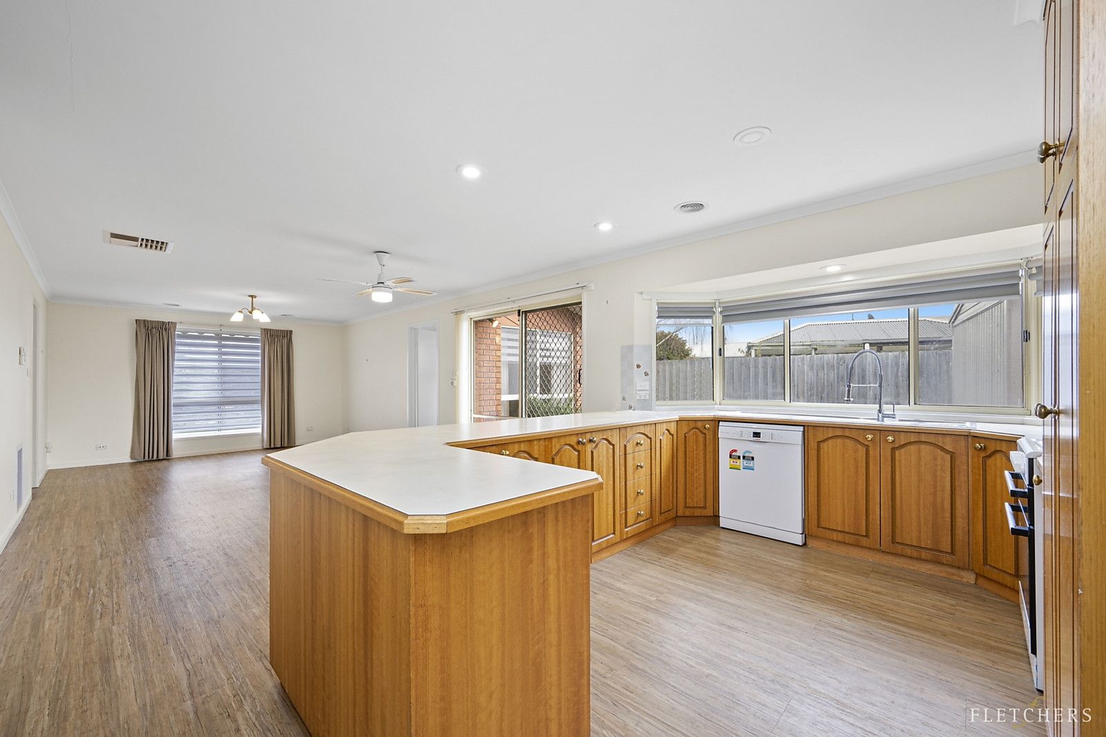 15 Shasta Drive, Delacombe VIC 3356, Image 2