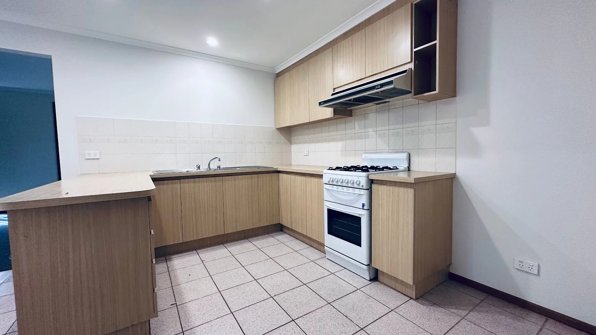 Additional image 3 of 2/59 Truman St, South Kingsville VIC 3015