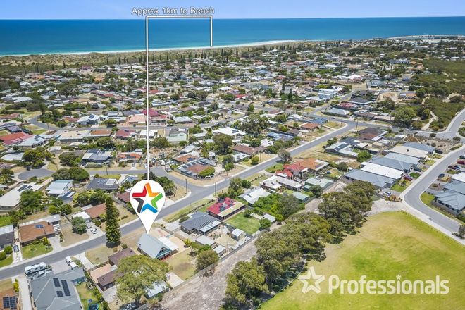 Picture of 25 Fawkner Road, TWO ROCKS WA 6037